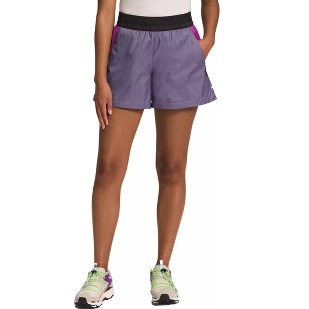 The North Face sz M purple & pink Windwall tech high rise 4 1/2” running shorts